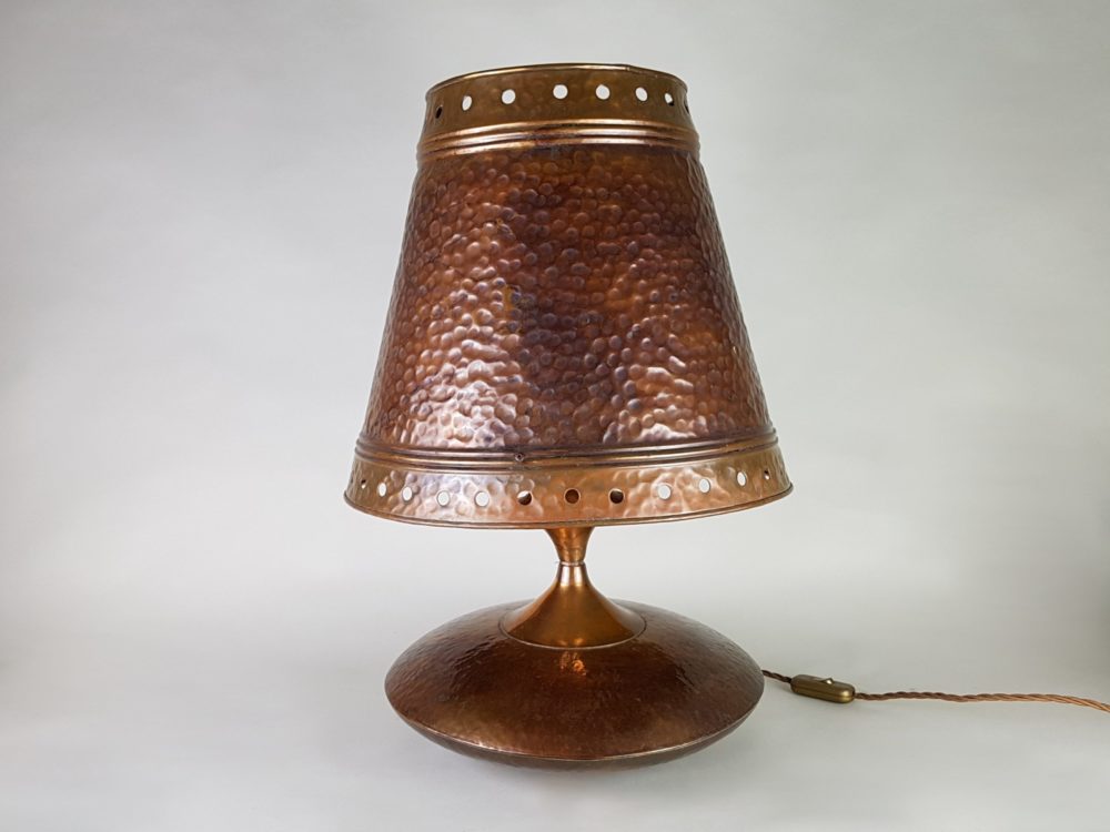 Mid century antique atomic design copper Table Lamp with a copper shade