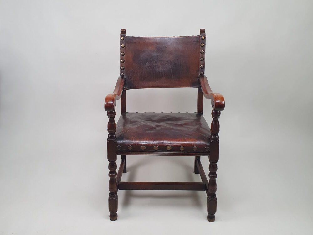 Oak and leather open arm early 1900s antique Chair