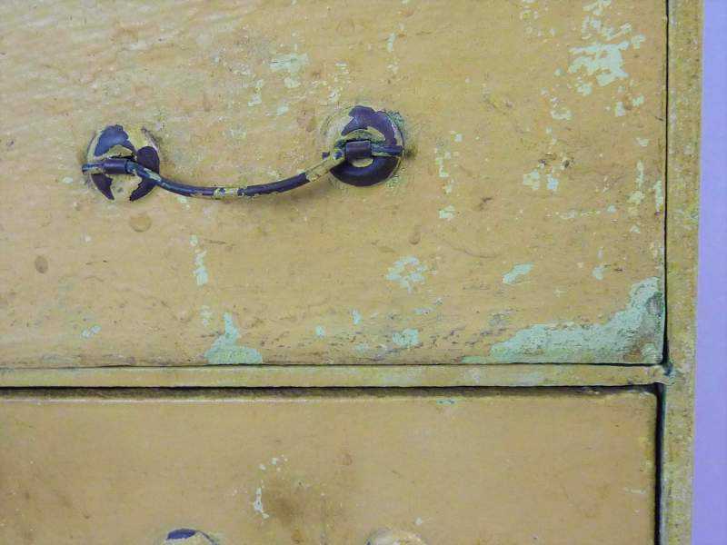 Set of Drawers