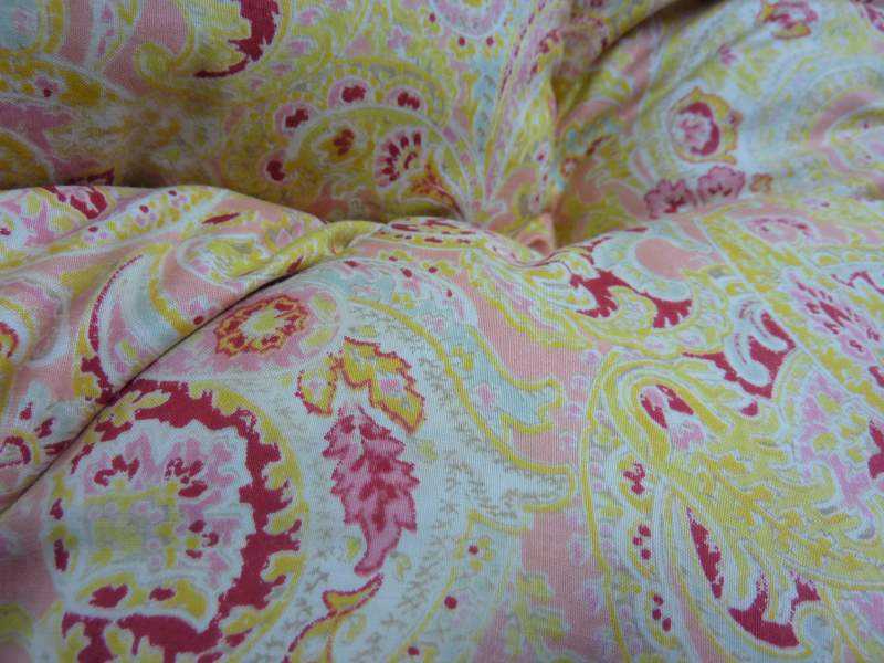 Eiderdown ~ Cotton, Paisley
