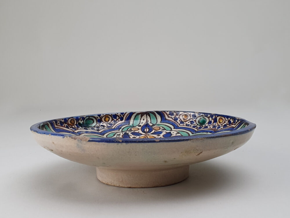 Raised antique ceramic rustic pottery Kubachi Plate