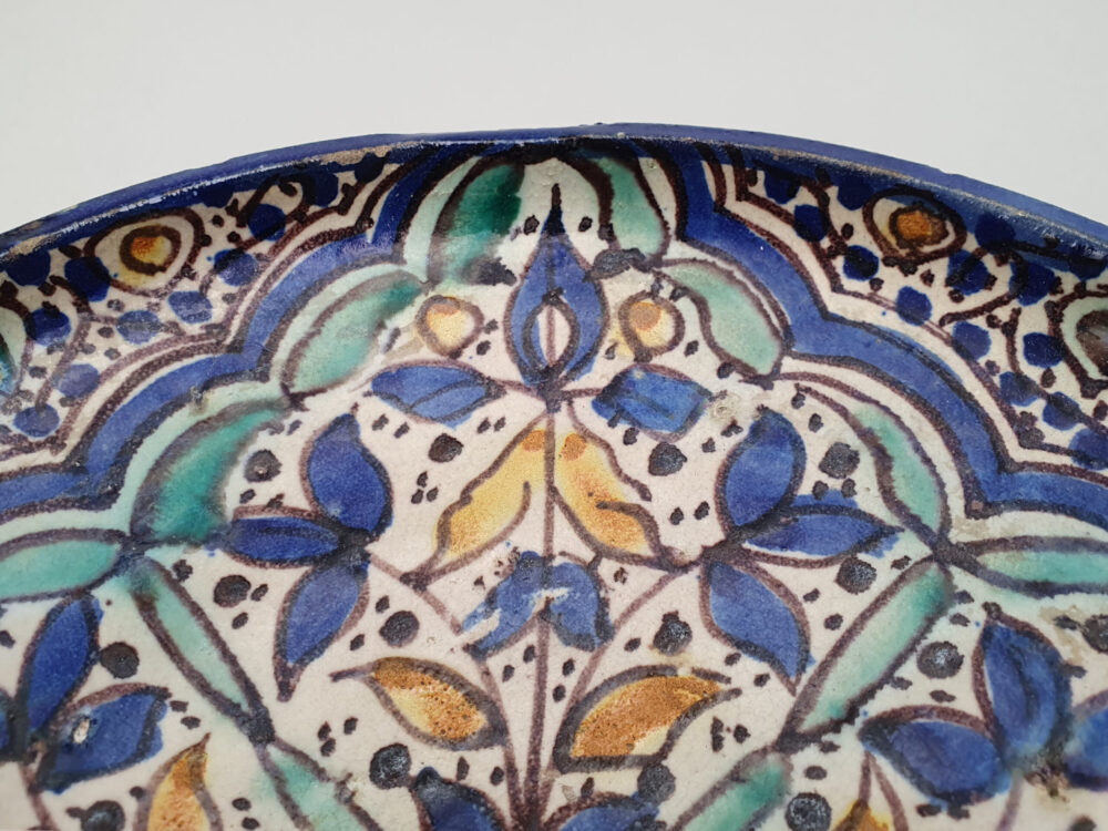 Raised antique ceramic rustic pottery Kubachi Plate