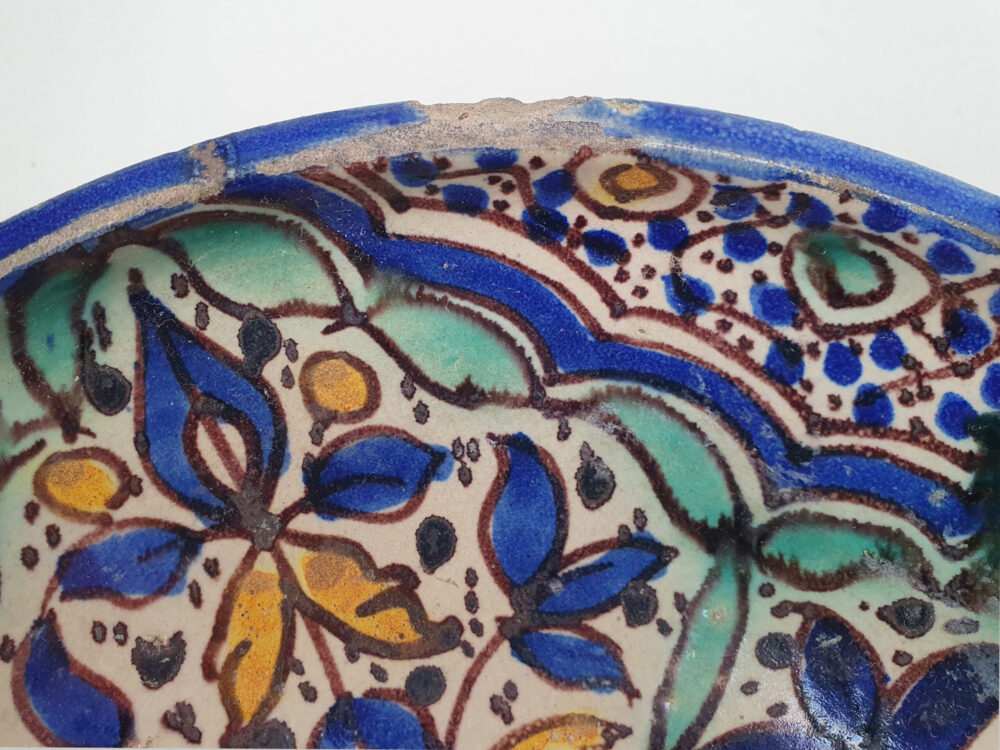 Raised antique ceramic rustic pottery Kubachi Plate