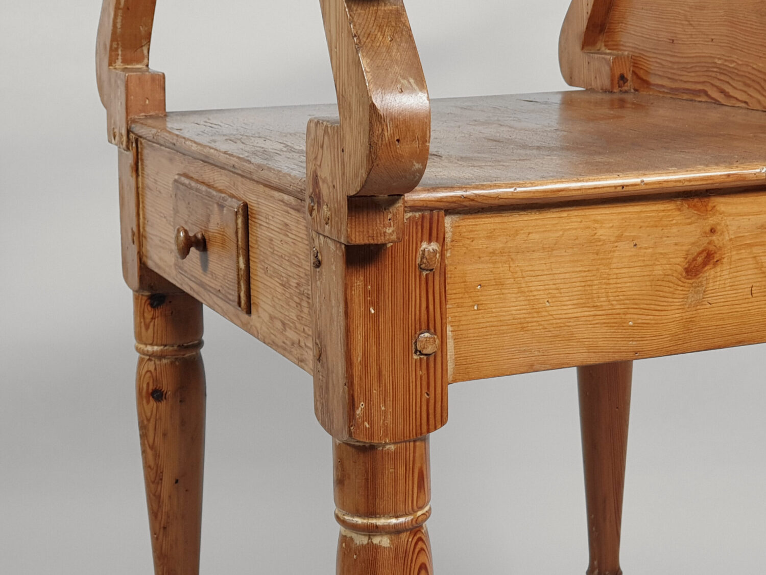 Regency pine Washstand