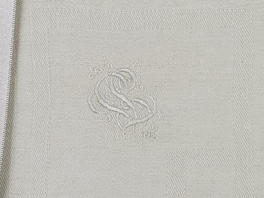 Set of 10 French Napkins or Serviettes with antique embroidery monogrammed Chateau Crest