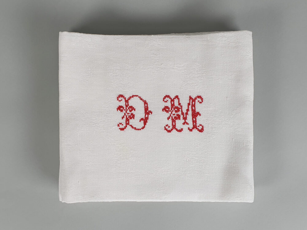 Set of 5 French napkins or Serviettes with red antique embroidery monograms D M