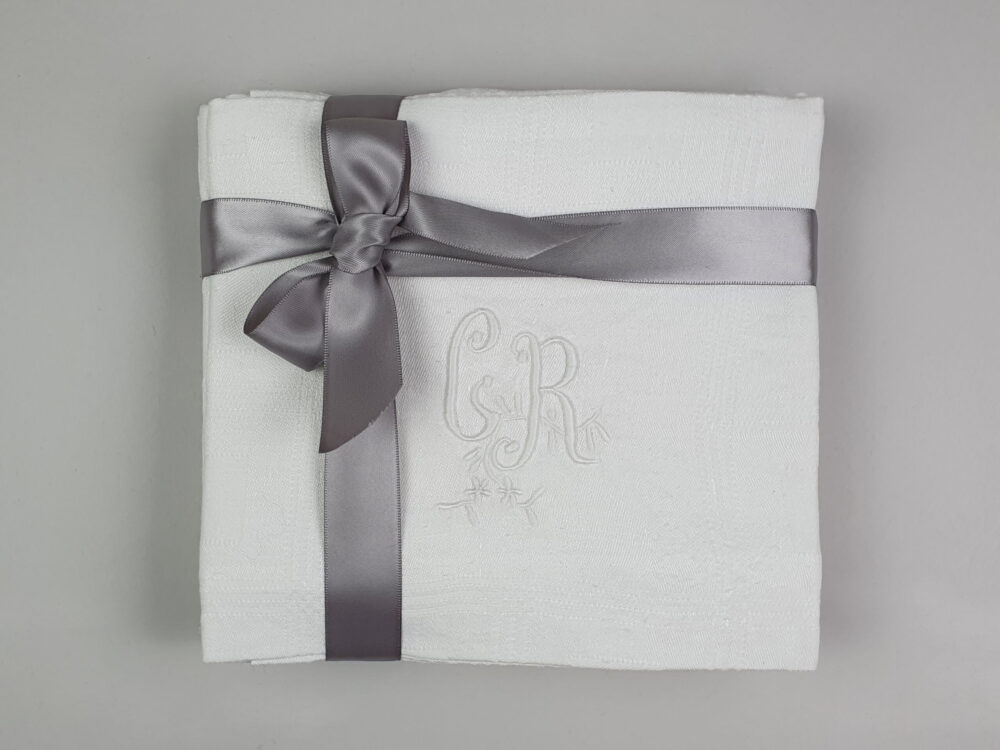 Set of 6 French Napkins or Serviettes with antique embroidery monogrammed G R