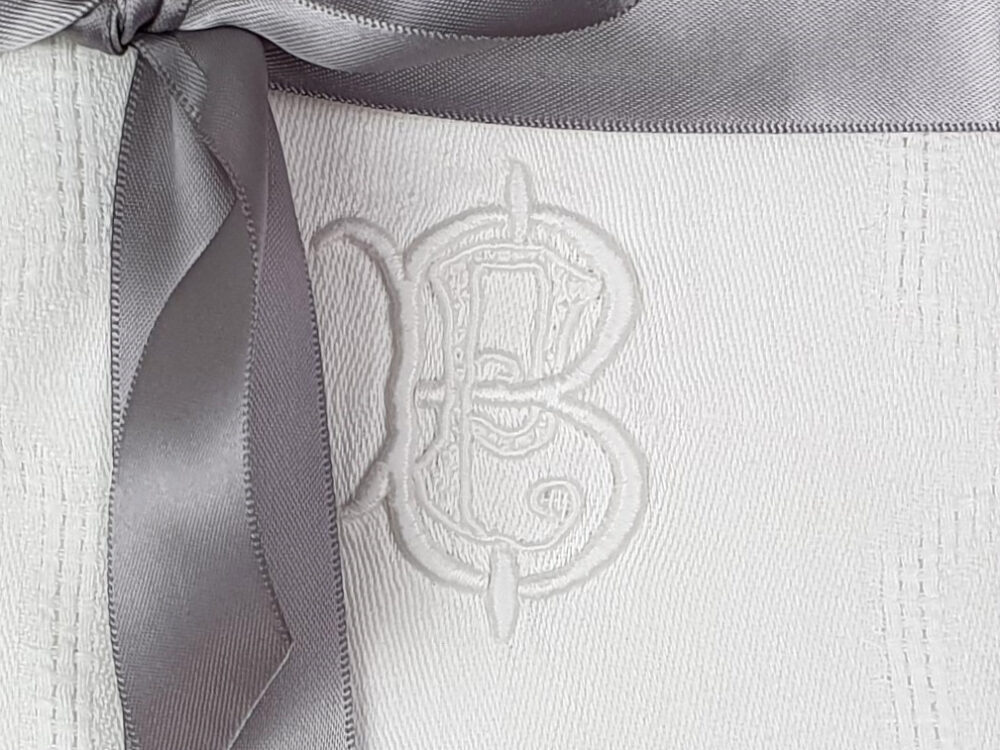 Set of 6 white French Napkins or Serviettes with antique embroidery monogrammed B