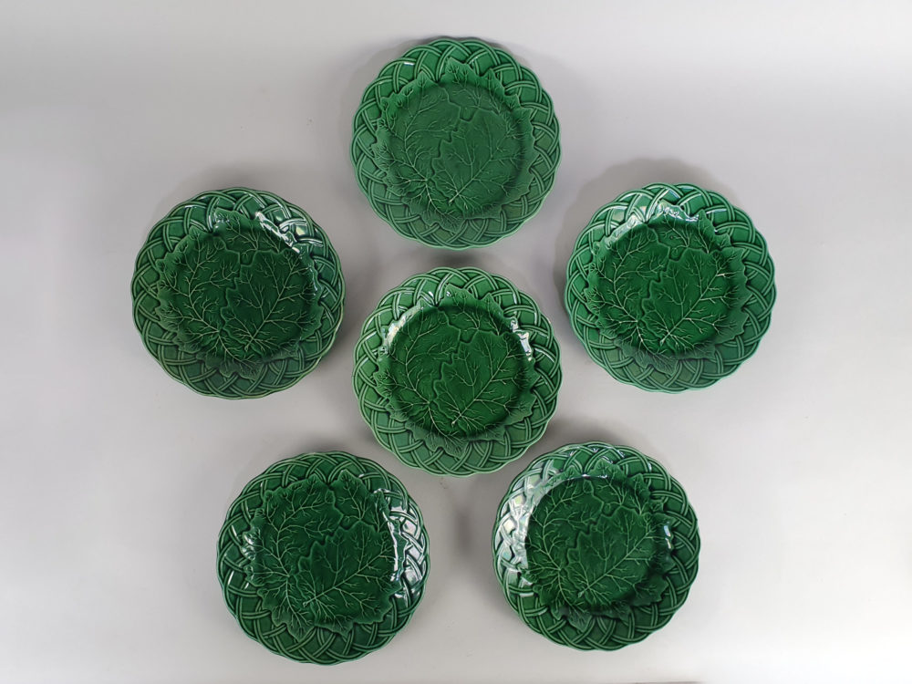 Set of six green majolica antique Leaf Plates