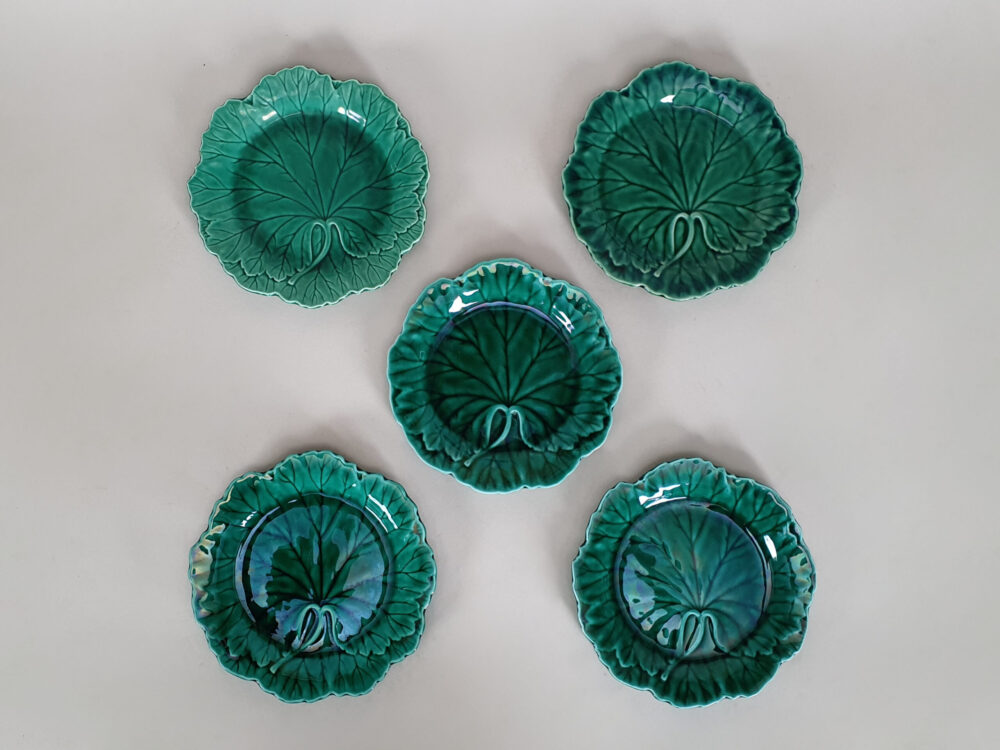 Set of five green Majolica 19th century antique Wedgewood cabbage leaf Plates