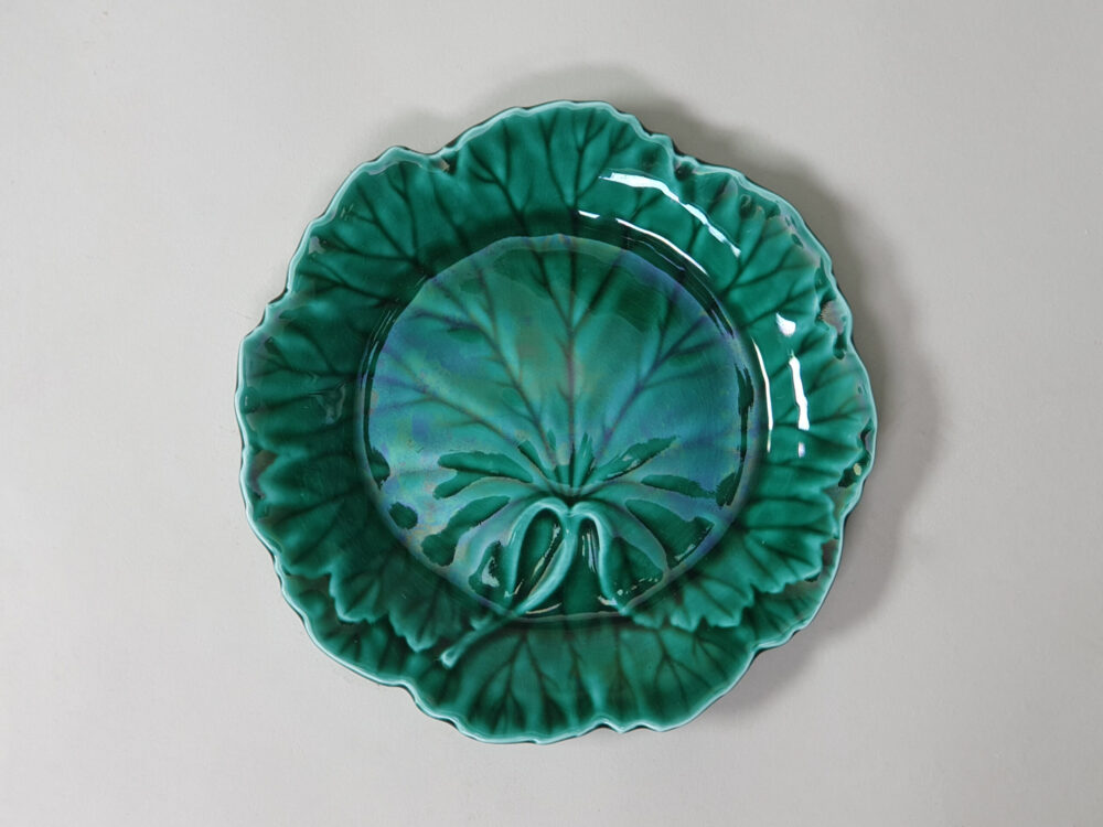 Set of five green Majolica 19th century antique Wedgewood cabbage leaf Plates