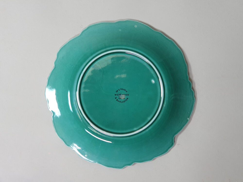 Set of five green Majolica 19th century antique Wedgewood cabbage leaf Plates