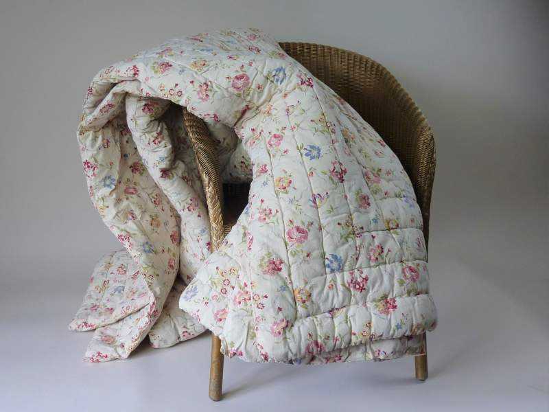 Quilt ~ French Boutis Floral