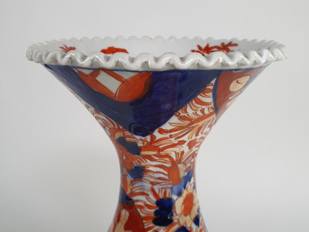 Tall antique 1940s antique Imari Vase with a scalloped rim