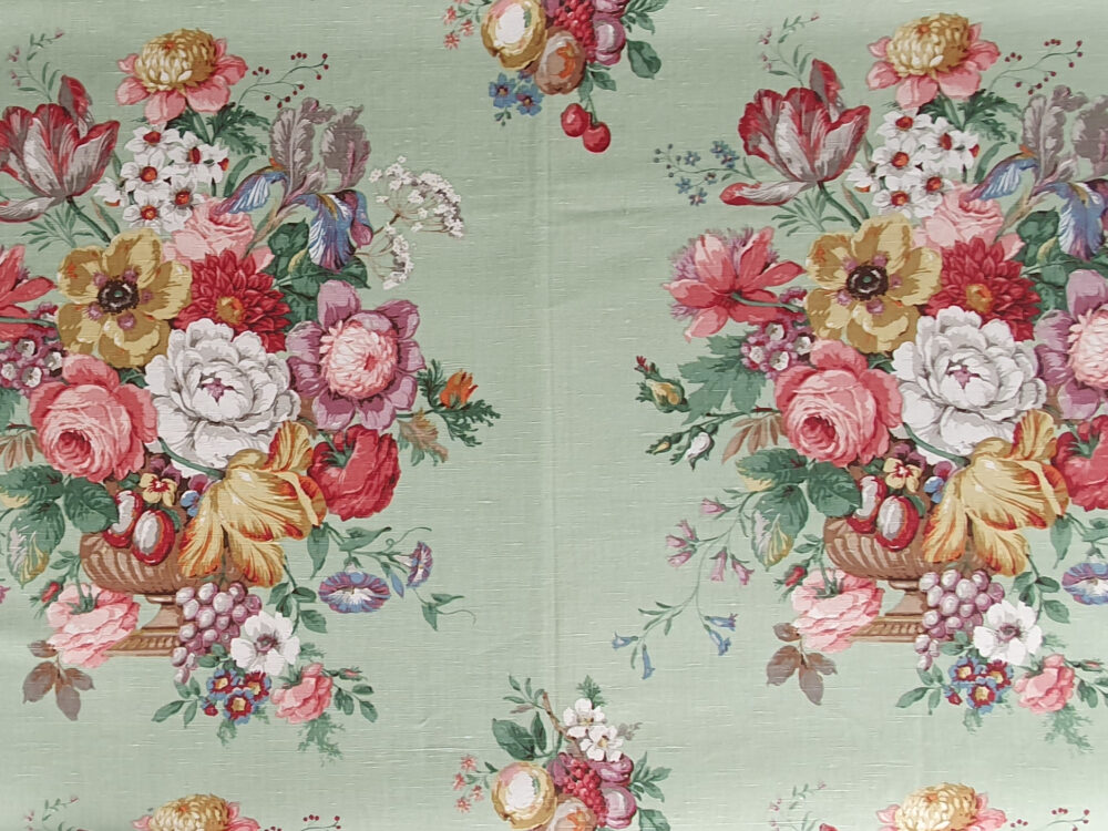 Unused Vintage 1950s Sanderson floral Linen Fabric (3.2 metres)