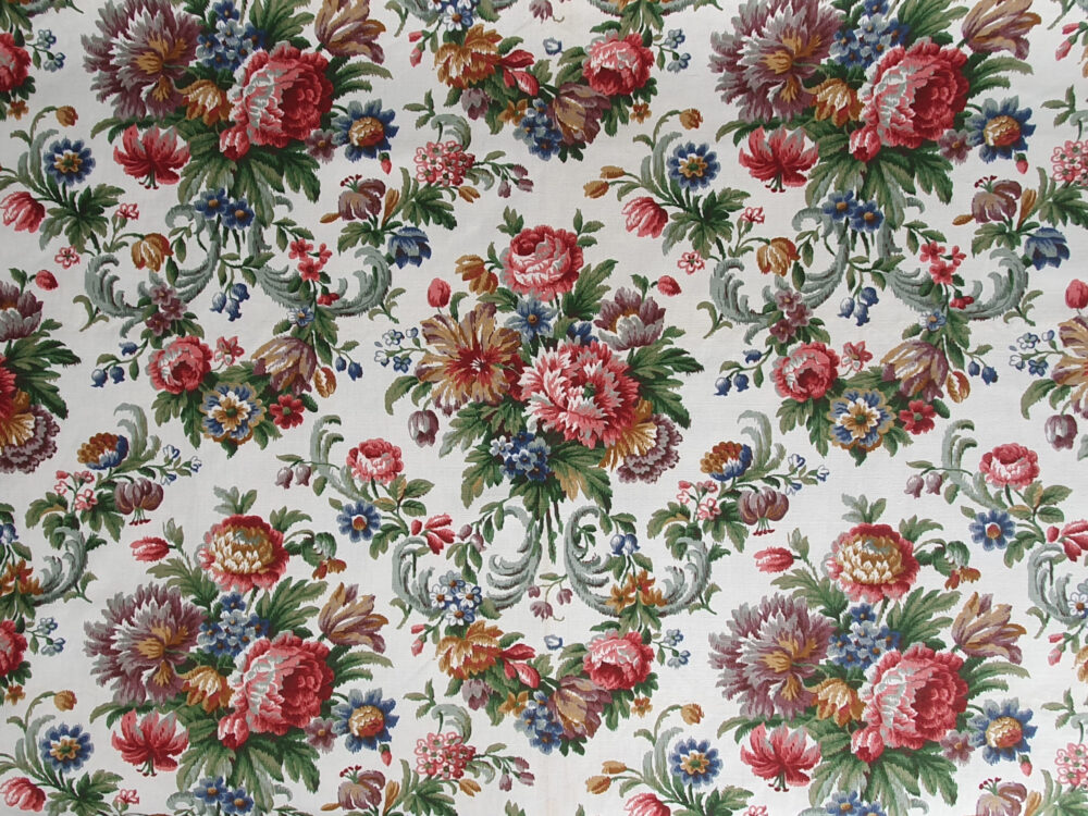 Unused vintage Linen Fabric ( 2.8 metres)