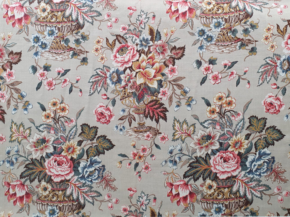 Unused vintage floral Fabric (5 metres)