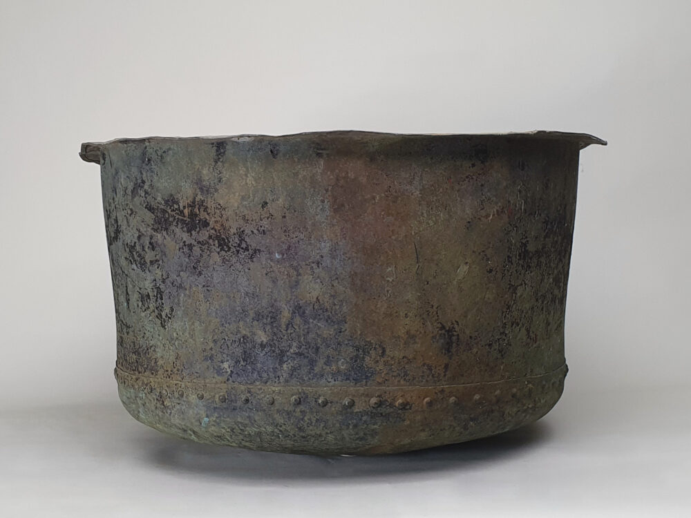 Unusually wide English 19th century riveted copper antique garden Planter