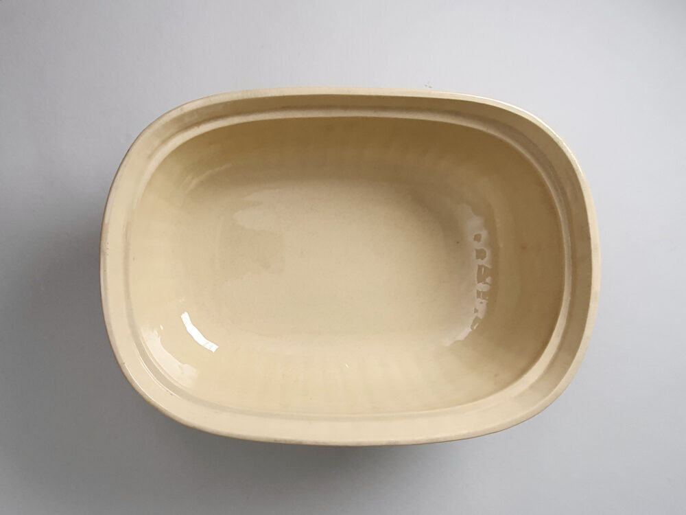 Wedgwood Caneware Game Pie Dish & Underplate Stand