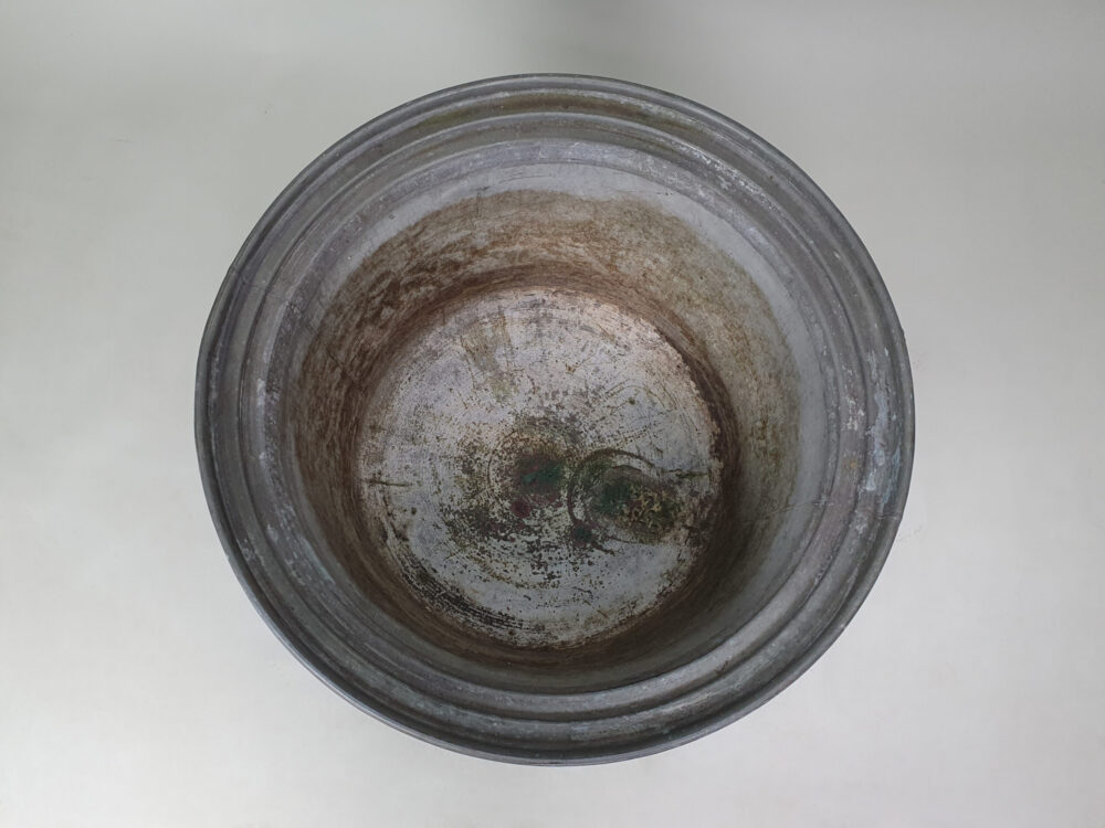 Well weathered large copper garden antique Planter