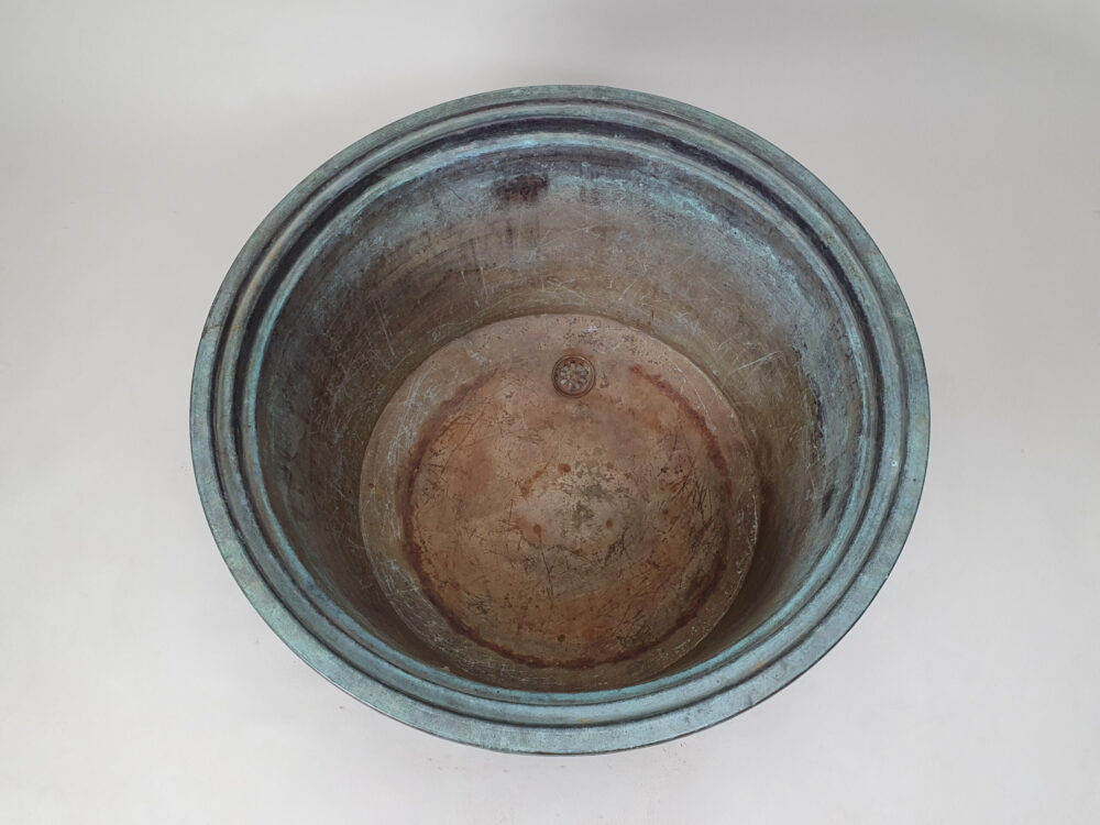 Well weathered large copper garden antique Planter