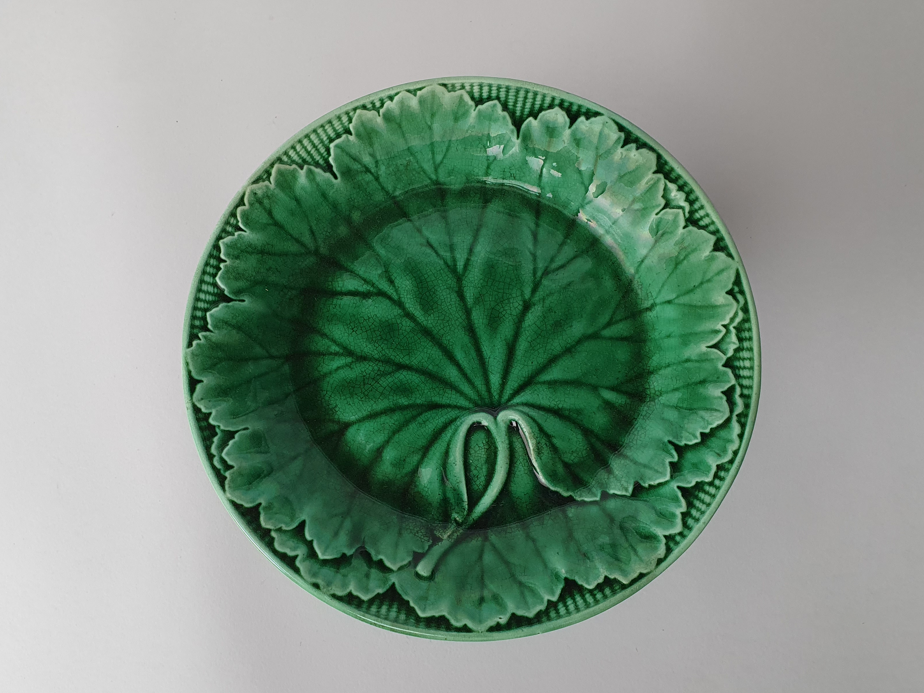 A Victorian antique ceramic Wedgwood majolica green Cabbage Leaf Cake Stand or Compote from top
