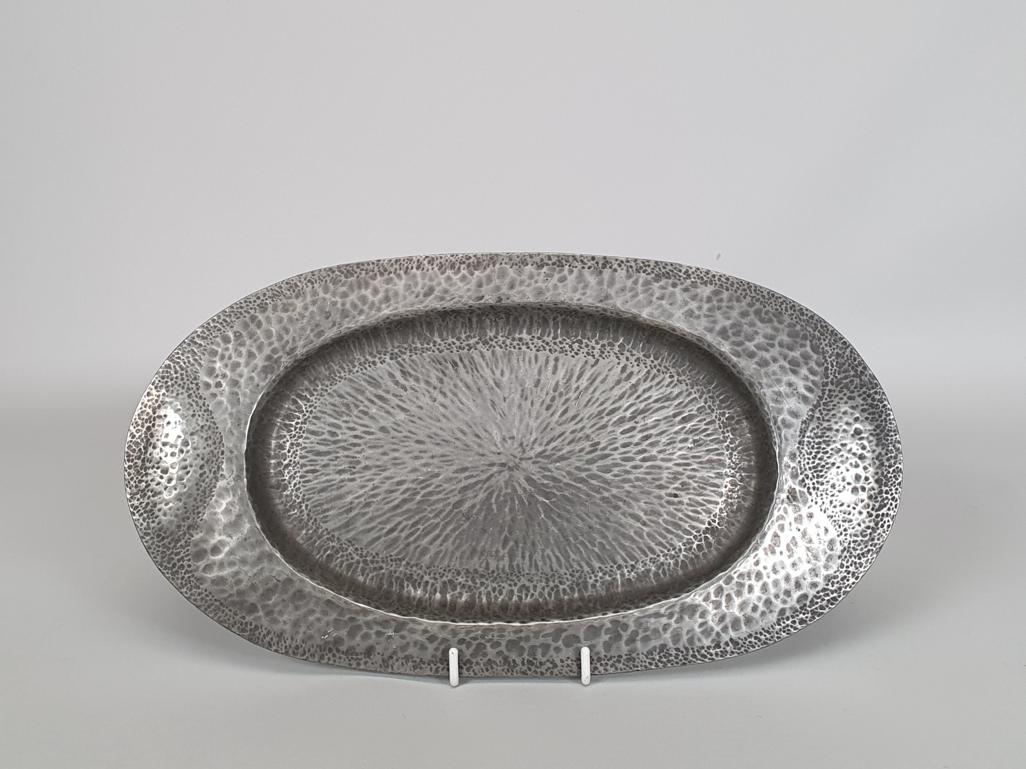 Antique Pewter Tray with Hand Beaten Decoration – Arts and Crafts, Early 1900s