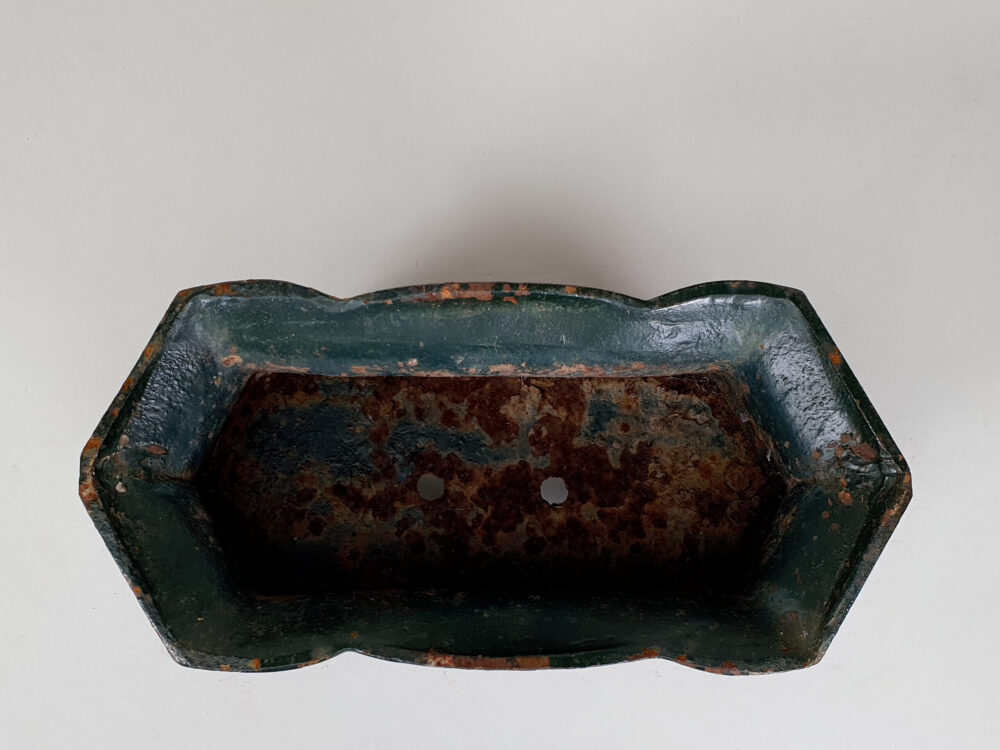 Antique cast iron garden Planter box or Jardiniere