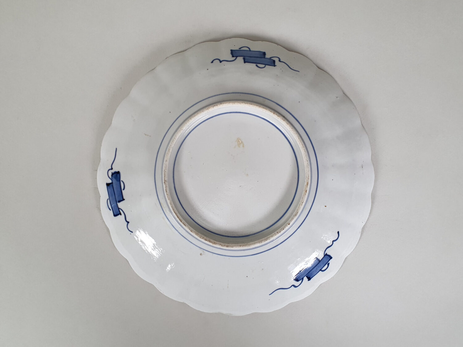 Antique ceramic 19th century Imari Plate