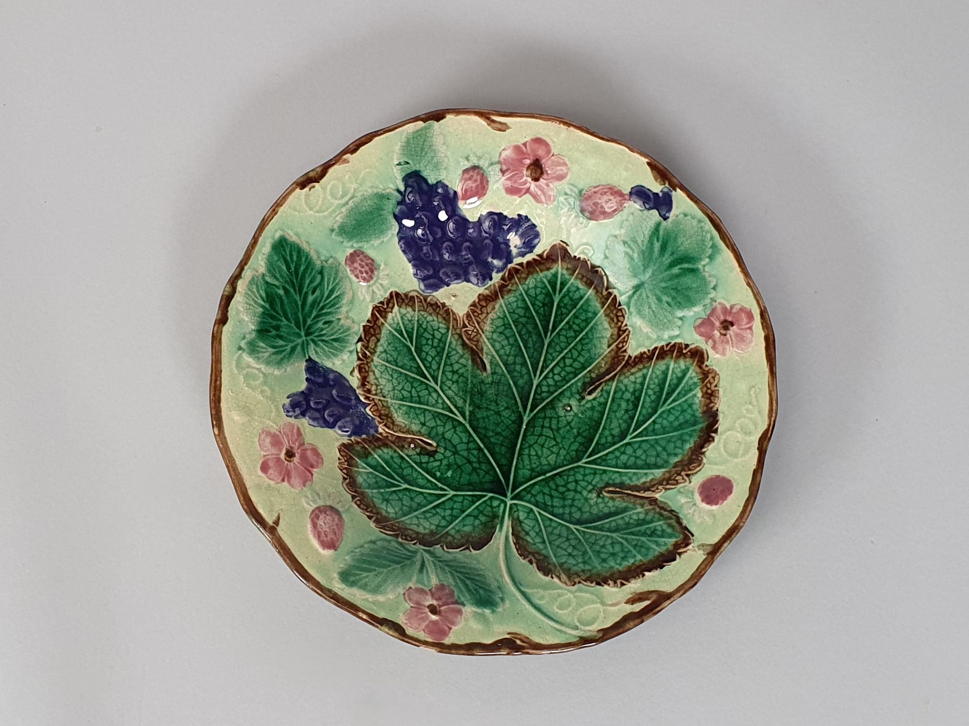 Majolica grape and strawberry Plate wide shot