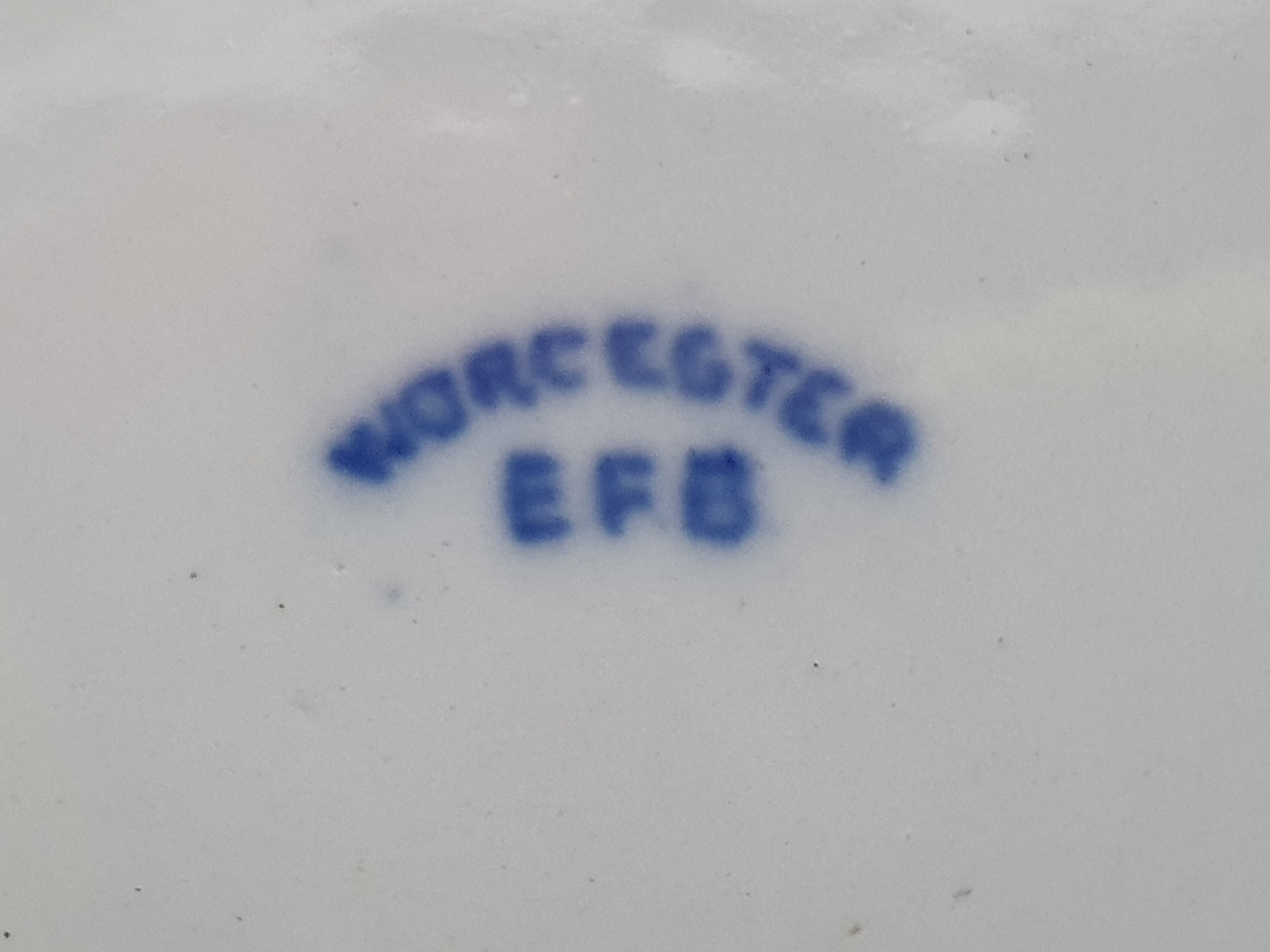 Antique ceramic ‘Worcester’ ironstone blue and white transfer Pot