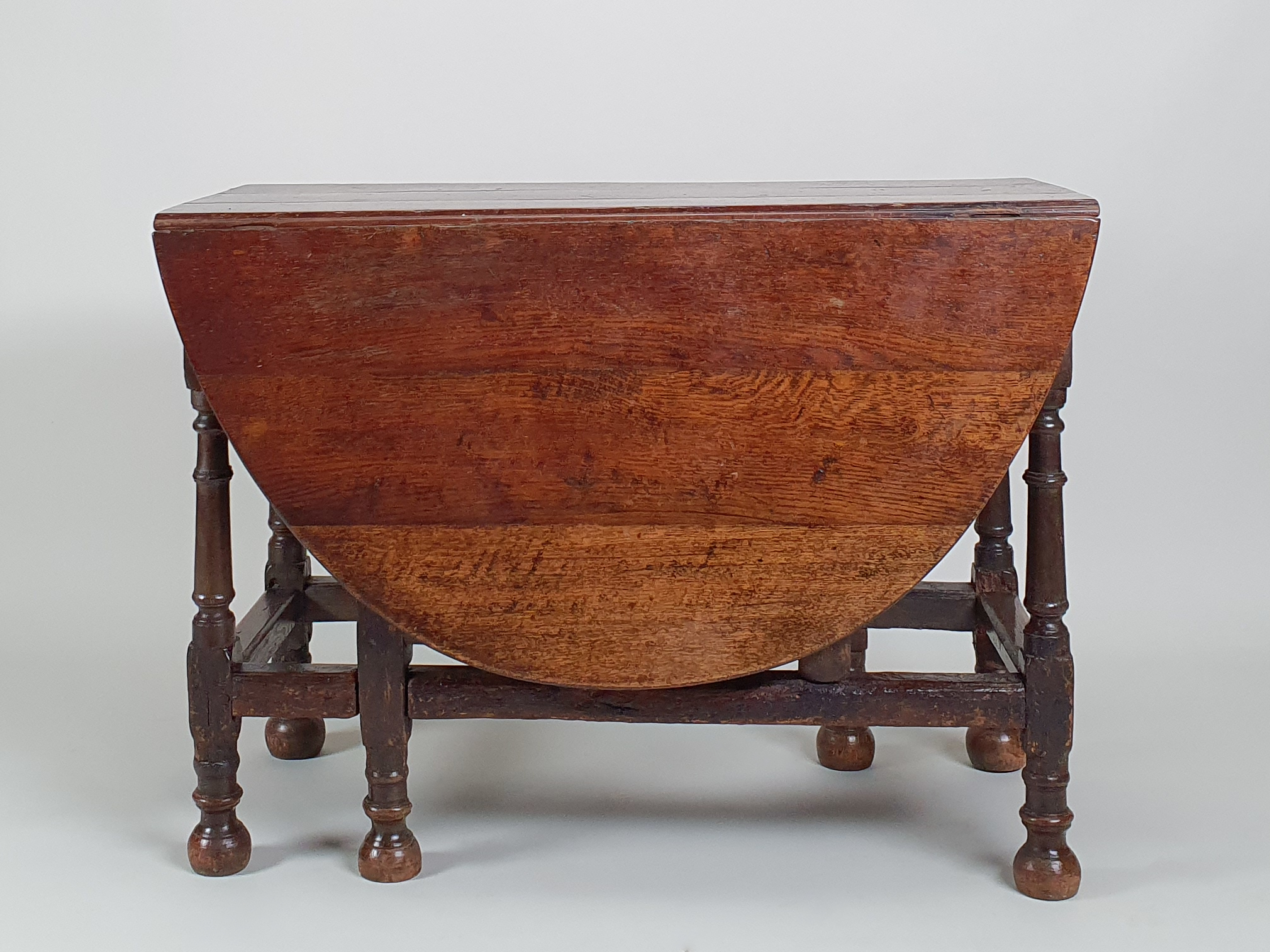 Oak gateleg antique Table from side