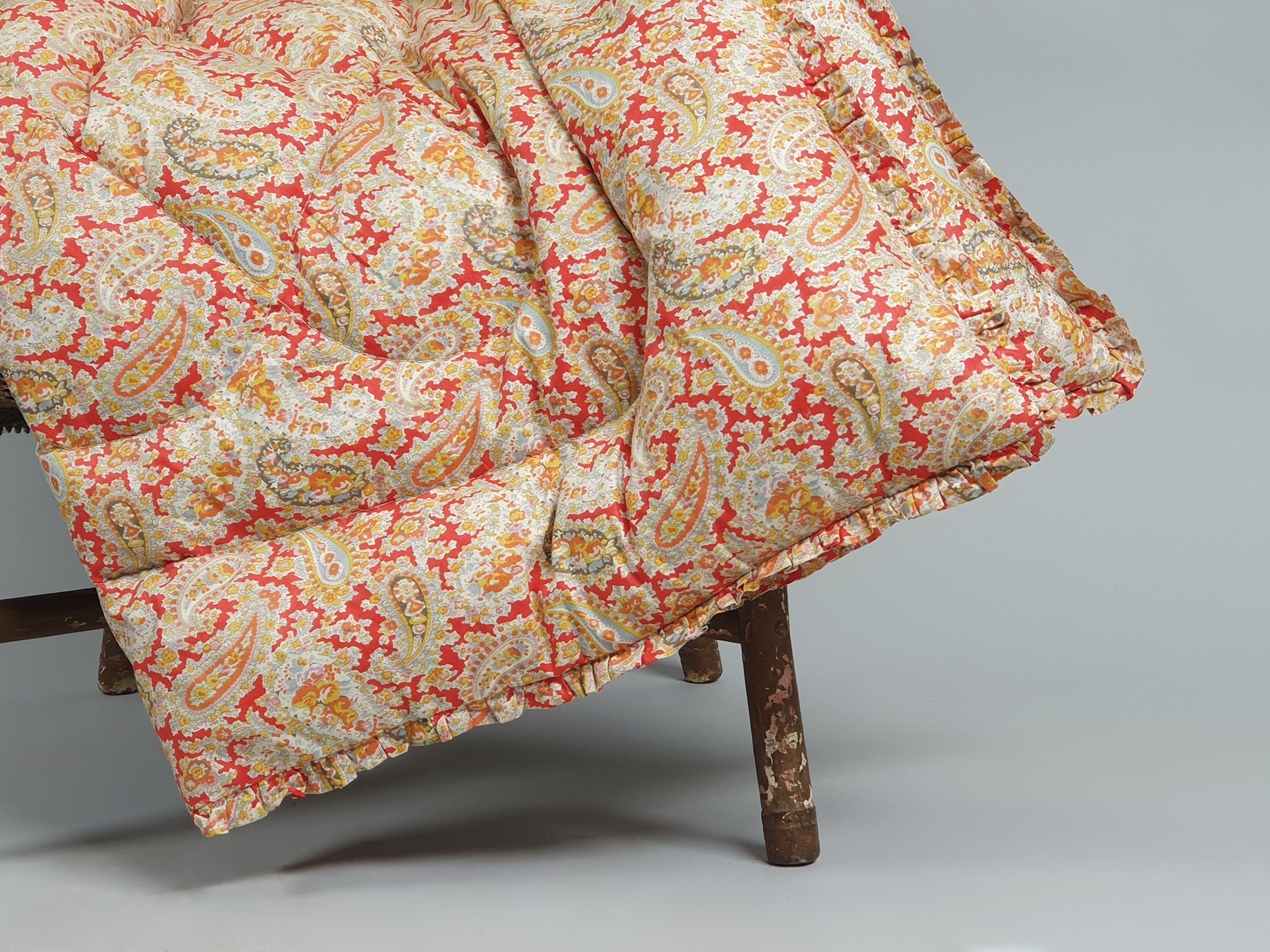 paisley eiderdown close up