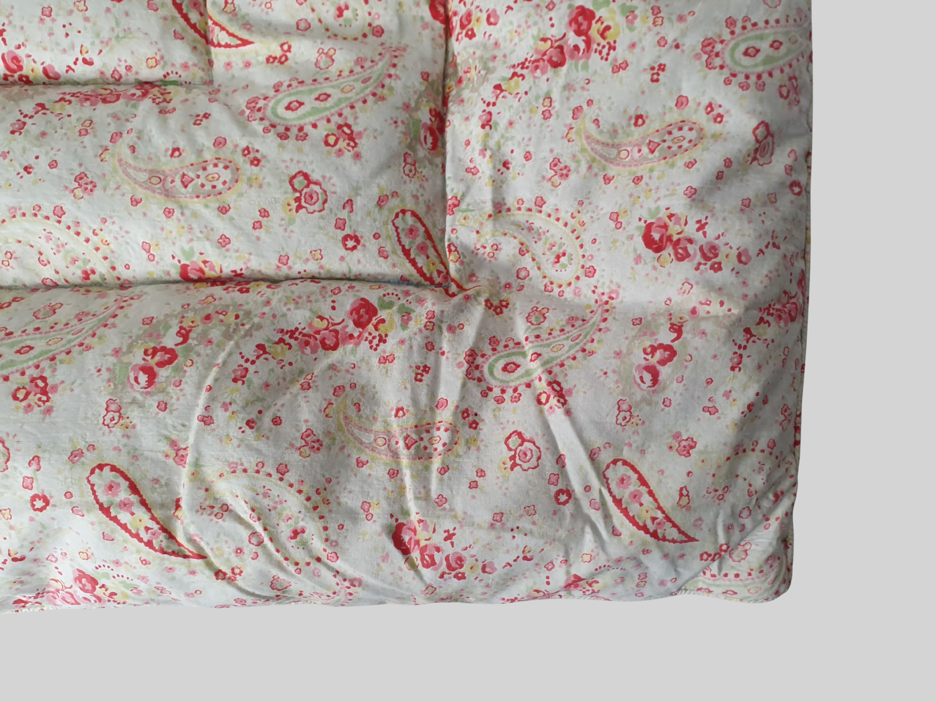 paisley eiderdown corner