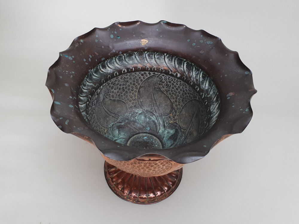 Art Nouveau copper antique Planter or Jardinière