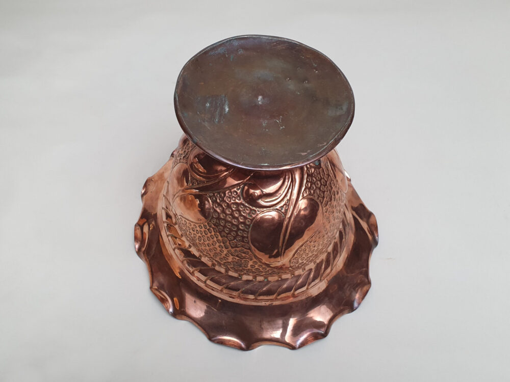 Art Nouveau copper antique Planter or Jardinière