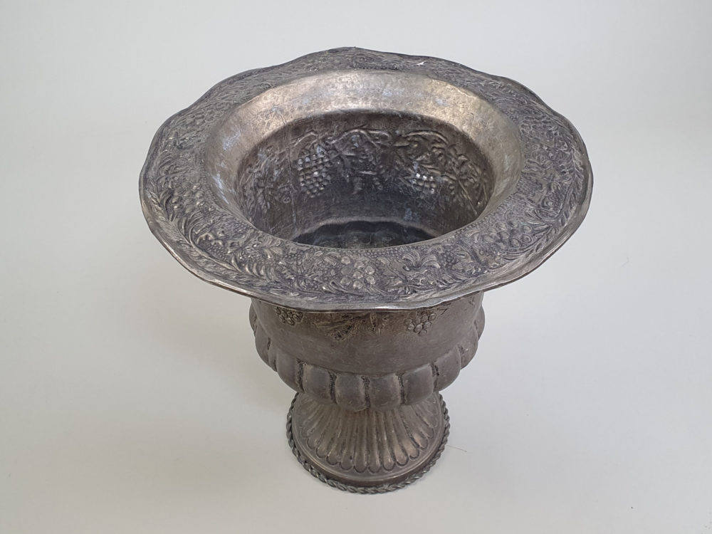 Attractive embossed antique tin Garden Planter