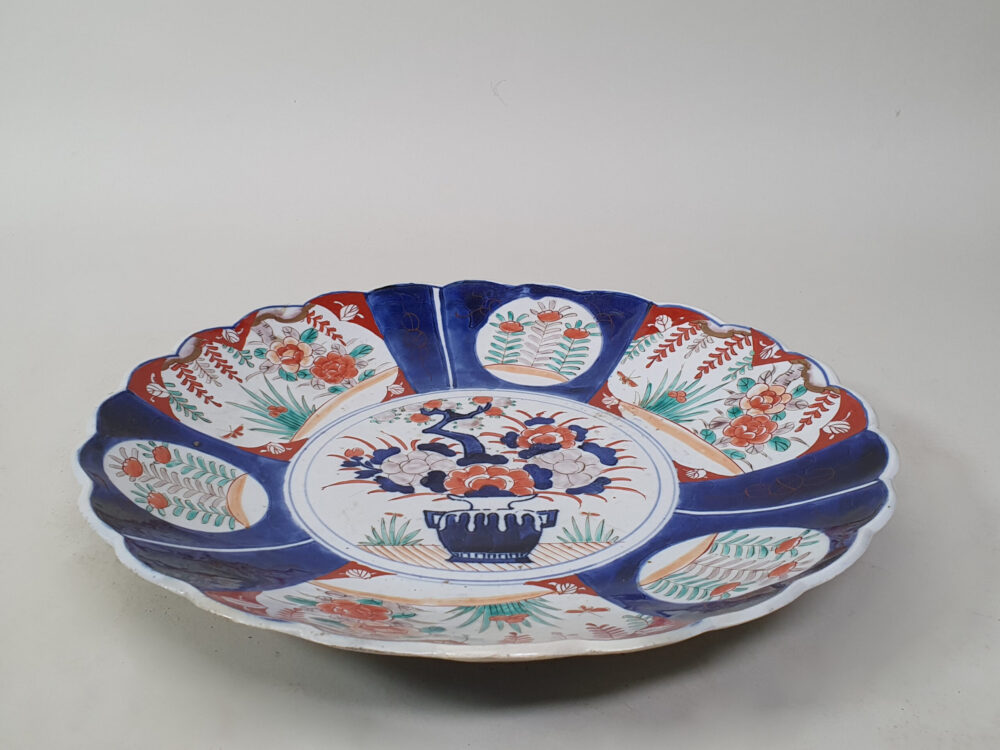 Large antique Ceramic Japanese Imari Display Plate