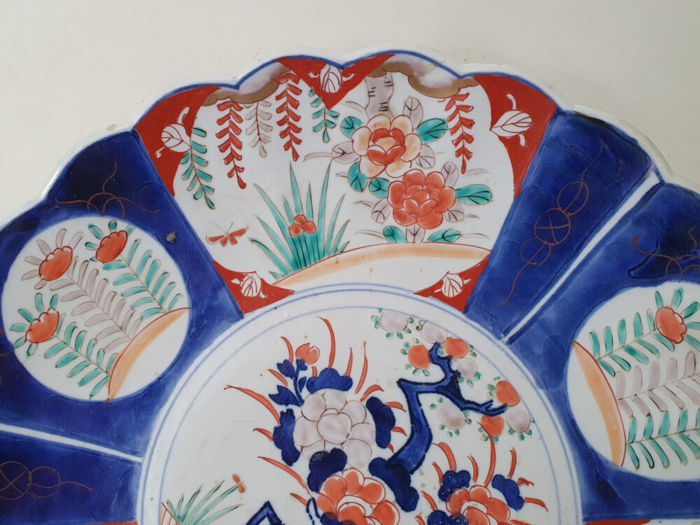 Large antique Ceramic Japanese Imari Display Plate