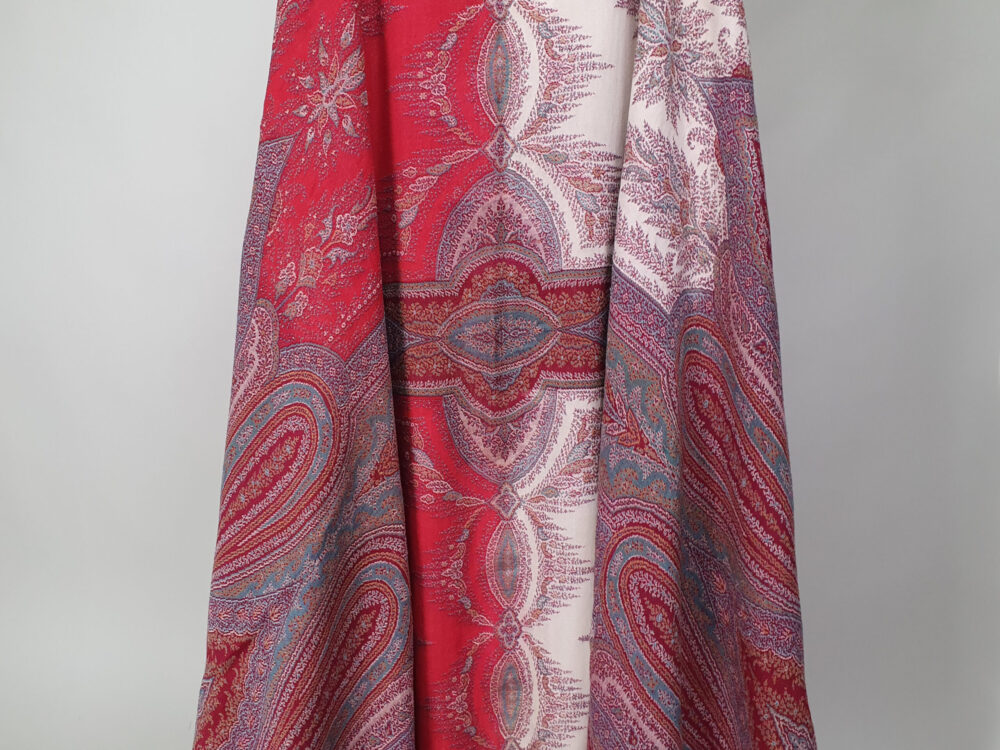 Large antique Victorian Paisley woollen piano Shawl