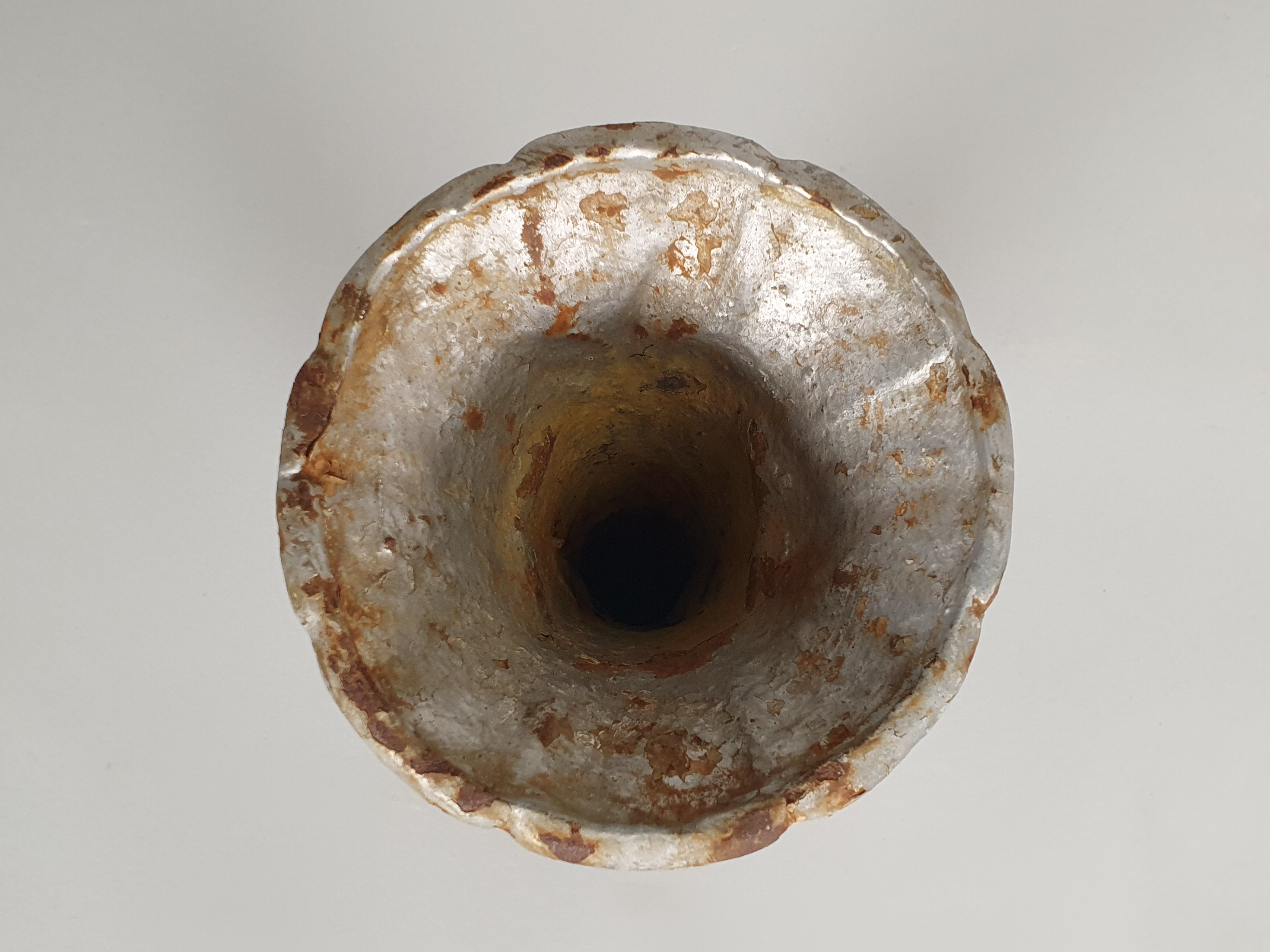 Art Deco cemetery vase from top