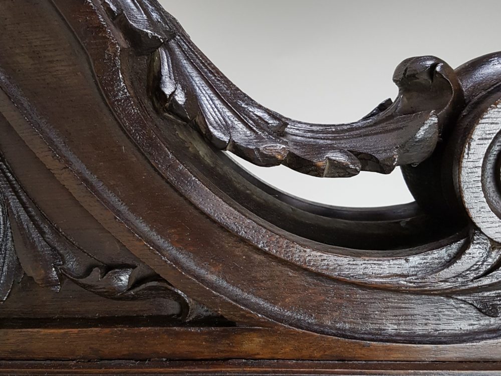 Pair of decorative antique Victorian mahogany carved Corbels