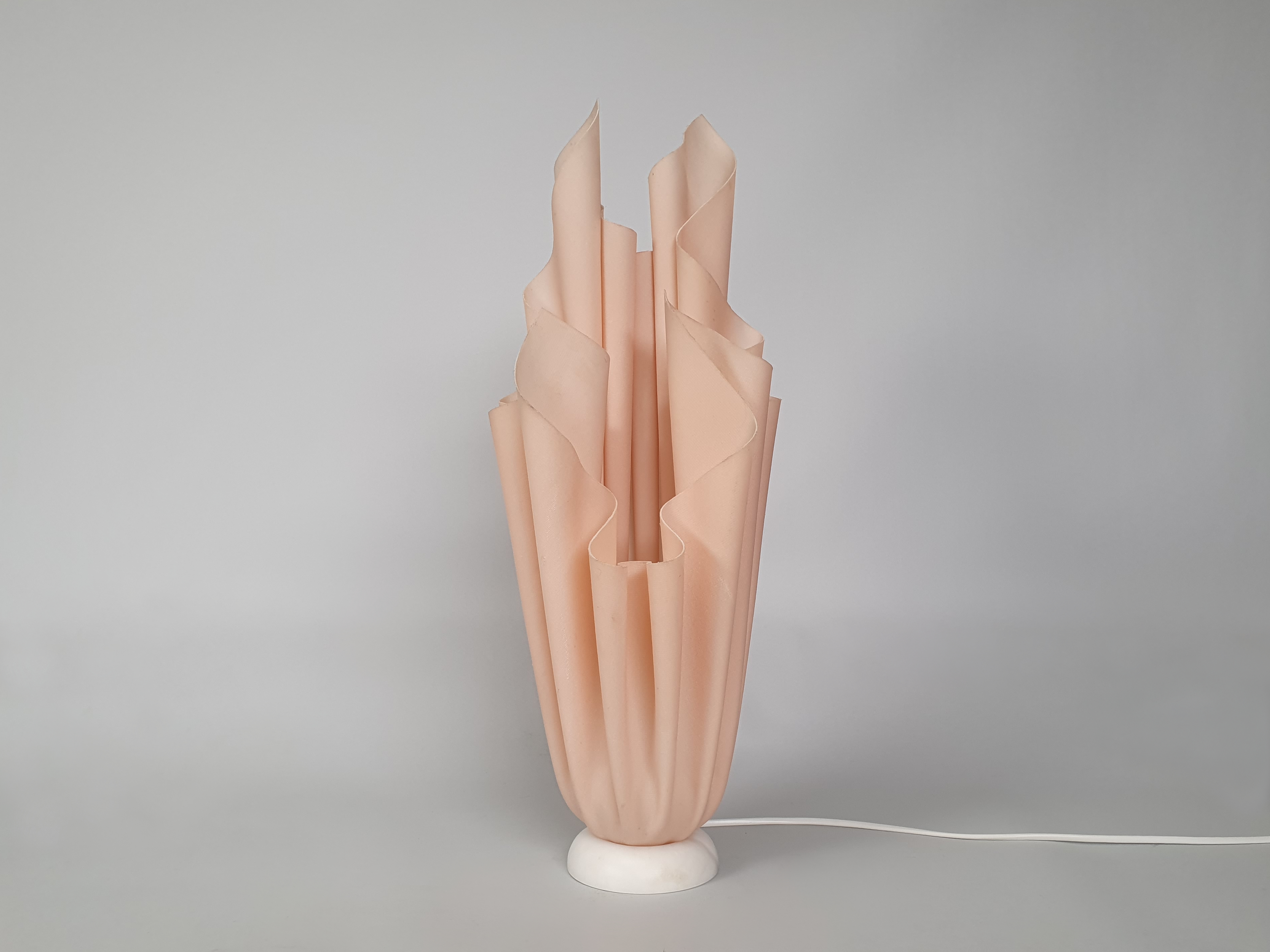 Pink Georgia Jacob Ophélie or Handkerchief Lamp not turned on