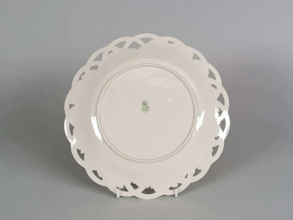Rare set of 11 antique Royal Worcester White Cabbage Leaf Plates with lattice edges