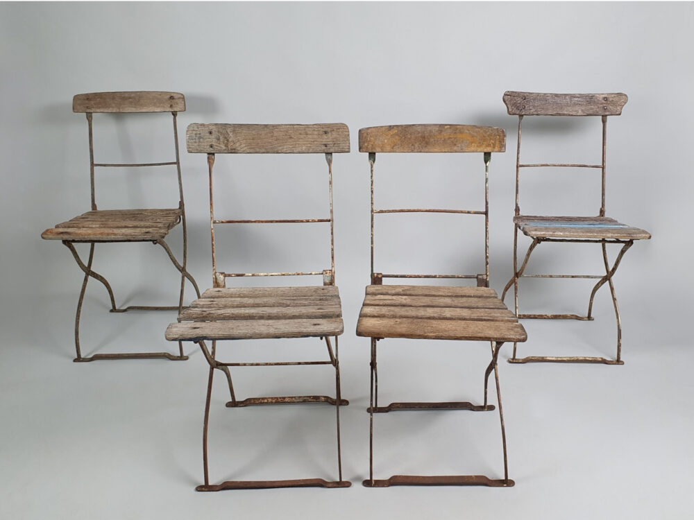 Set of 4 wooden folding antique Garden Chairs