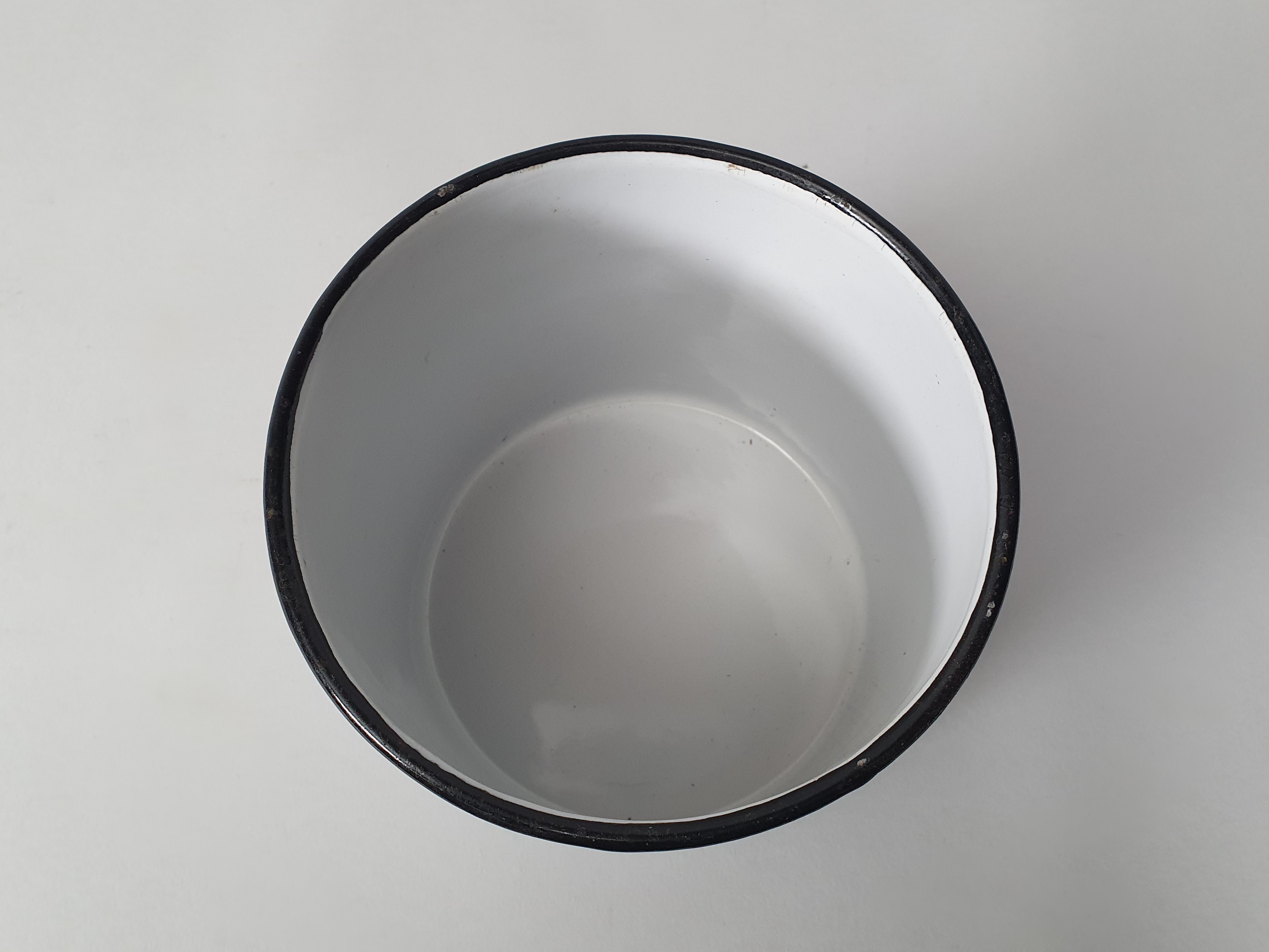 Set of 5 white enamel Kitchen Ware Canisters