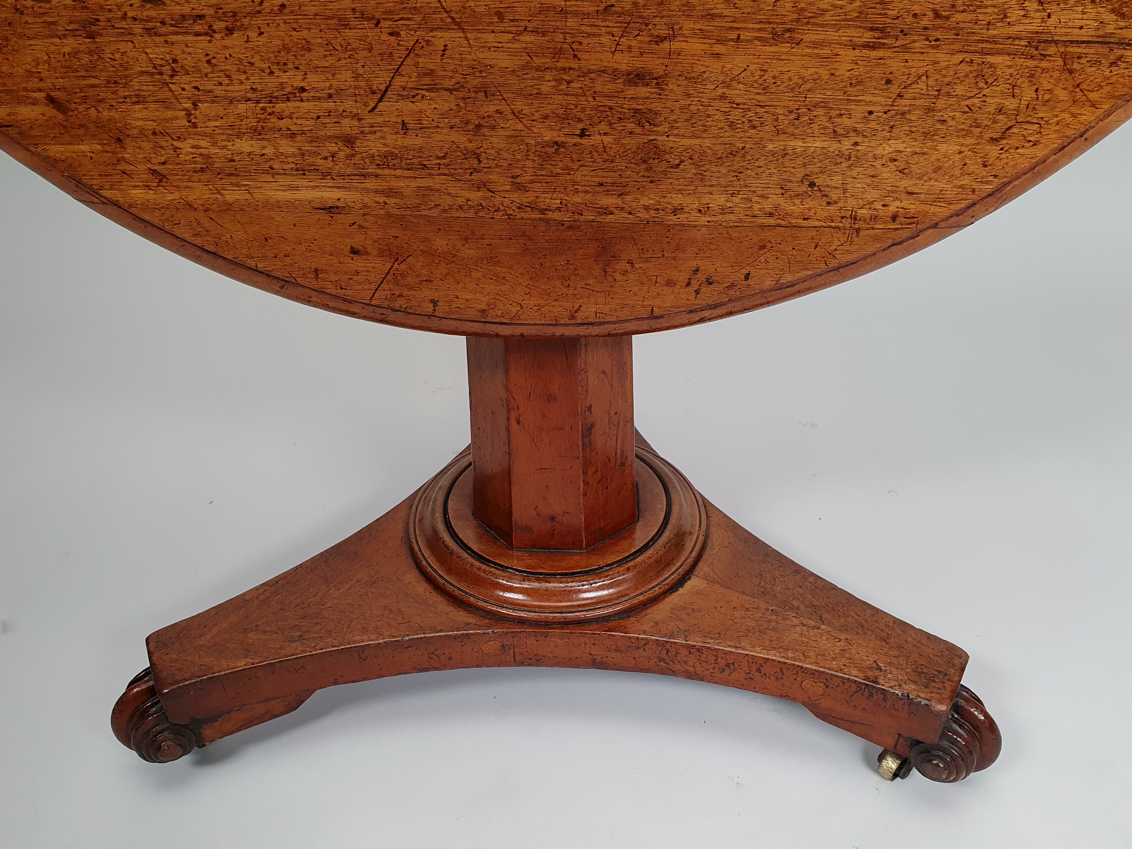 Victorian tilt top mahogany Table base